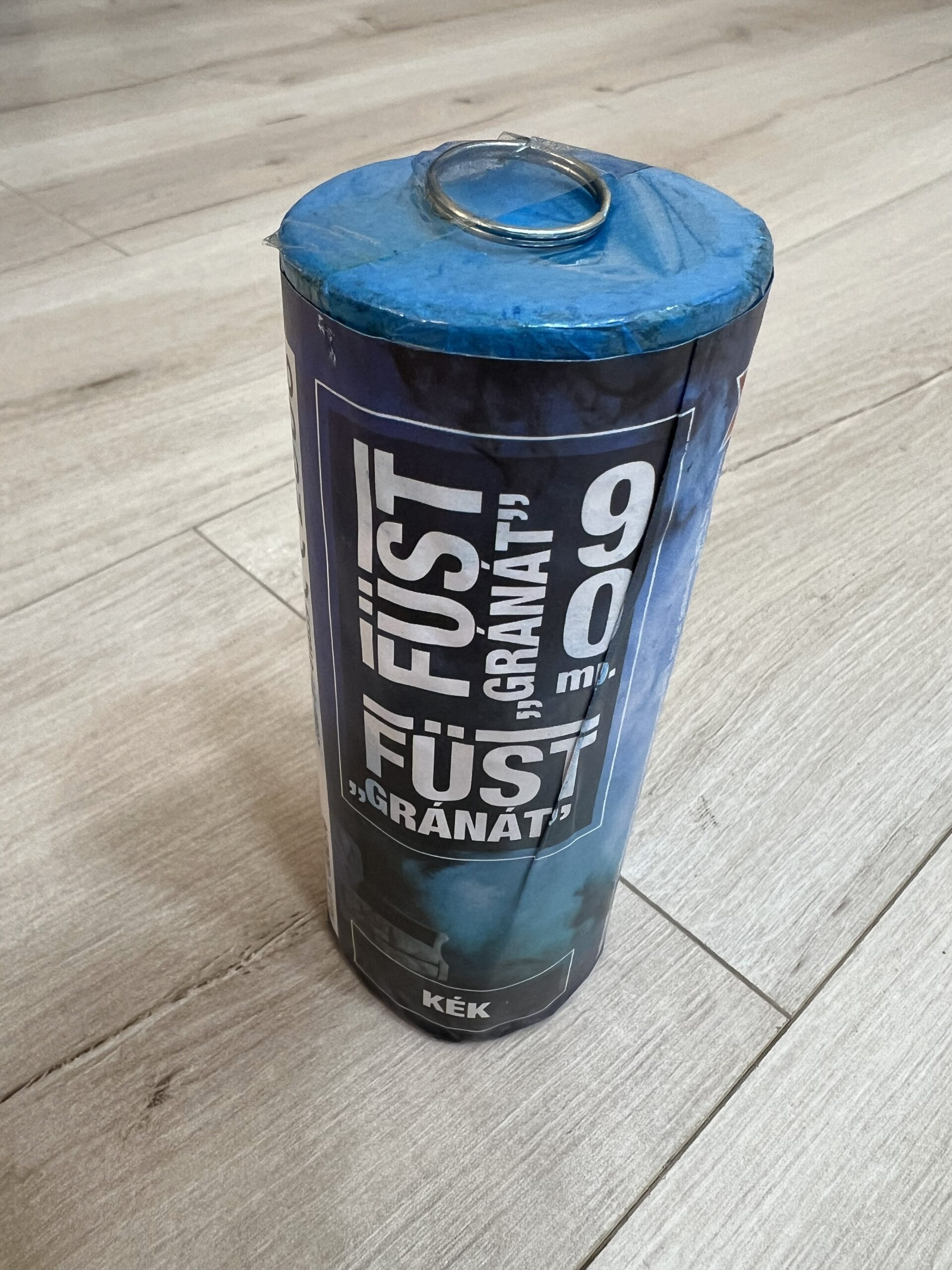 Füstbomba_90_gránát_kék